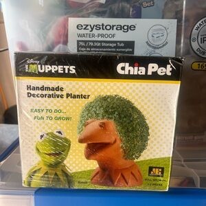 Chia Pet Disney The Muppets Kermit the Frog Gardening Hobby New